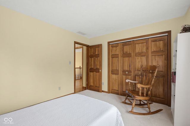 7101 Lakeside Woods Drive, Indianapolis, IN 46278