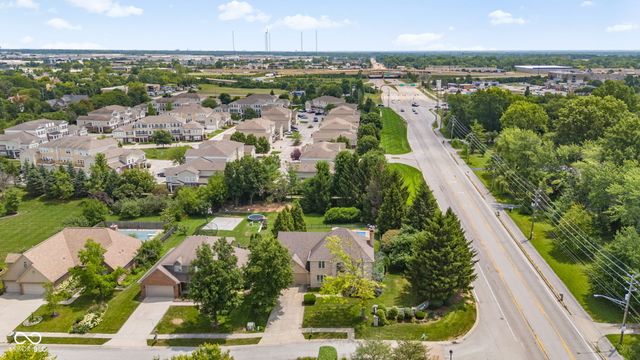 7101 Lakeside Woods Drive, Indianapolis, IN 46278
