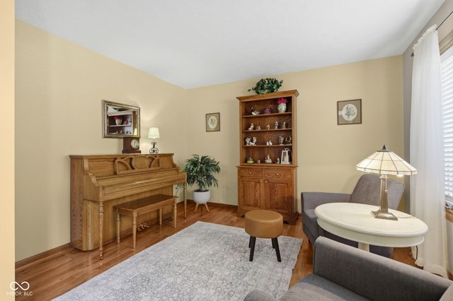 7101 Lakeside Woods Drive, Indianapolis, IN 46278