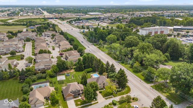7101 Lakeside Woods Drive, Indianapolis, IN 46278