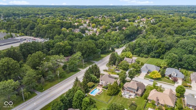 7101 Lakeside Woods Drive, Indianapolis, IN 46278