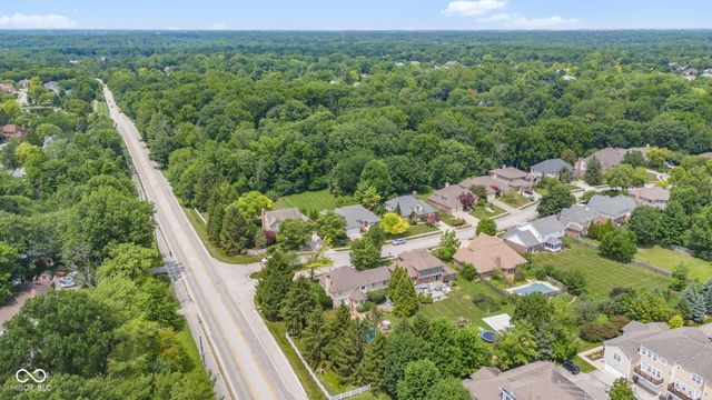 7101 Lakeside Woods Drive, Indianapolis, IN 46278