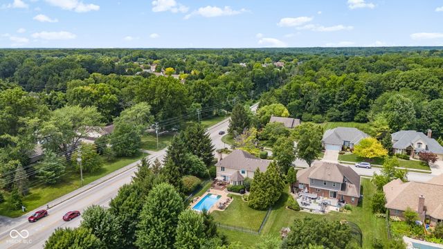 7101 Lakeside Woods Drive, Indianapolis, IN 46278