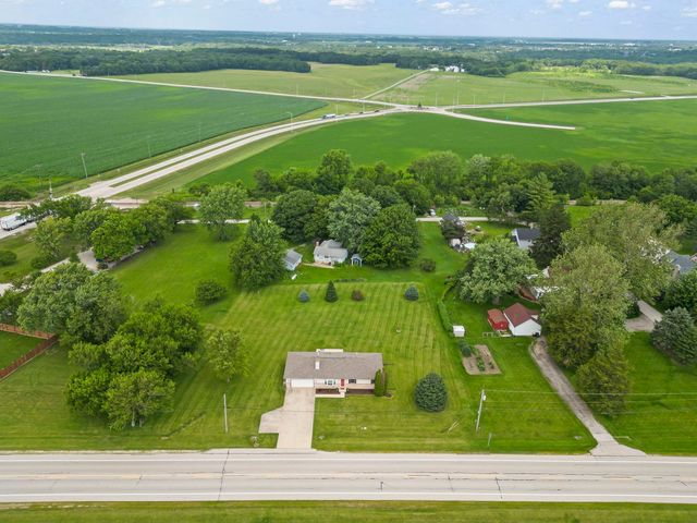 12475 Fox Road, Yorkville, IL 60560