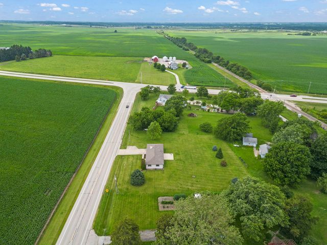 12475 Fox Road, Yorkville, IL 60560