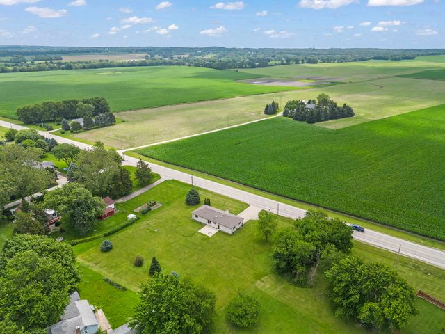 12475 Fox Road, Yorkville, IL 60560