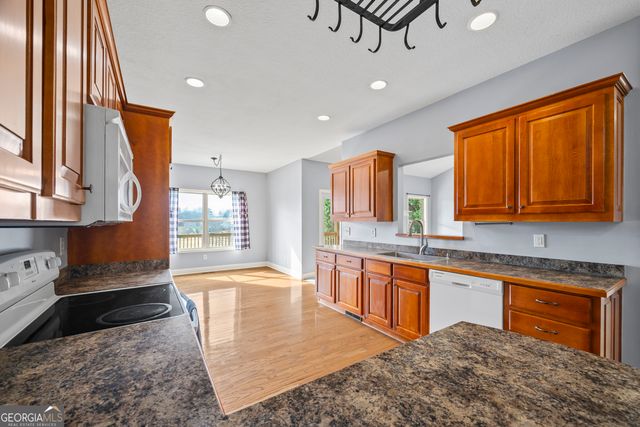 2927 Asbury Mill Road, Cleveland, GA 30528