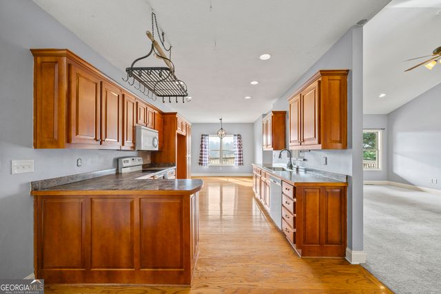 2927 Asbury Mill Road, Cleveland, GA 30528