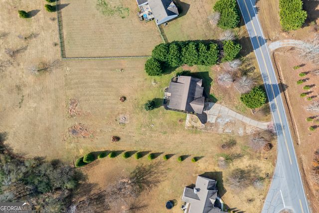 2927 Asbury Mill Road, Cleveland, GA 30528