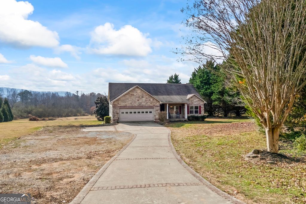 2927 Asbury Mill Road, Cleveland, GA 30528