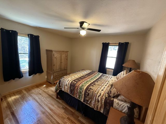 17169 State Highway 106, Eminence, MO 65466