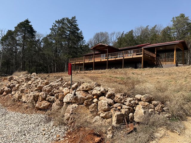 17169 State Highway 106, Eminence, MO 65466