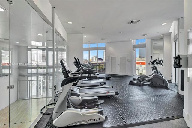 350 S Miami Ave 1703, Miami, FL 33130