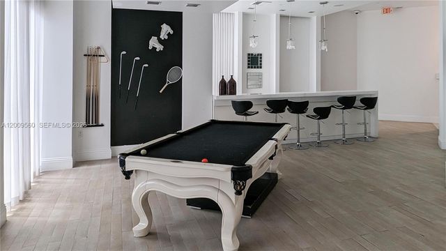 350 S Miami Ave 1703, Miami, FL 33130