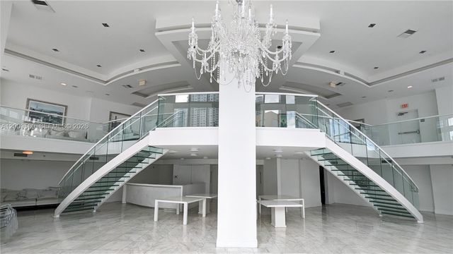 350 S Miami Ave 1703, Miami, FL 33130