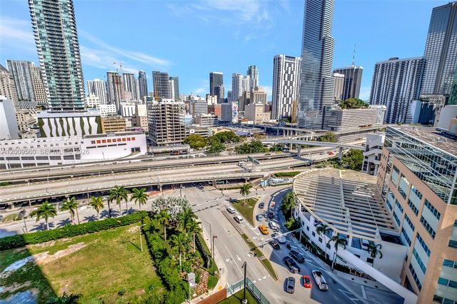 350 S Miami Ave 1703, Miami, FL 33130