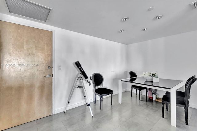 350 S Miami Ave 1703, Miami, FL 33130