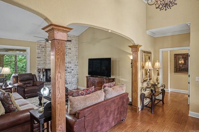 1 Vereda Lane, Hot Springs Village, AR 71909