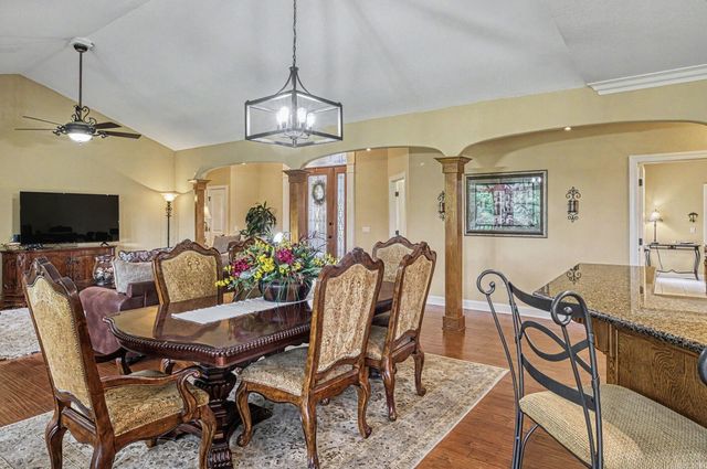 1 Vereda Lane, Hot Springs Village, AR 71909