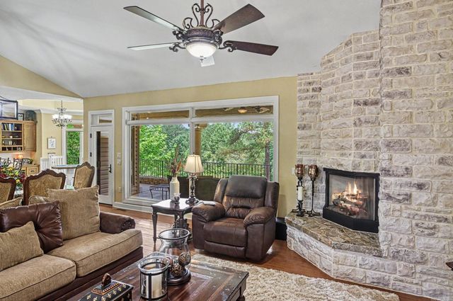 1 Vereda Lane, Hot Springs Village, AR 71909