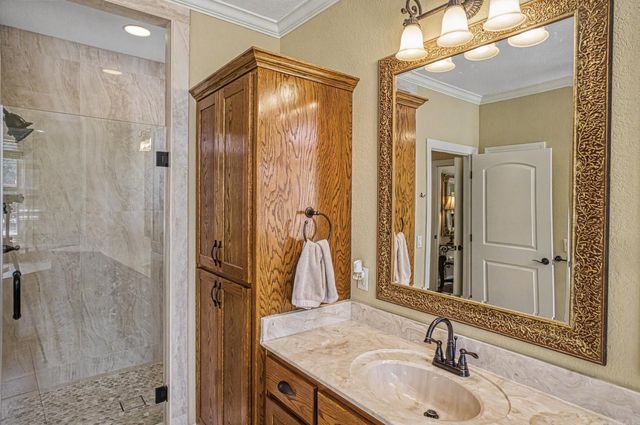 1 Vereda Lane, Hot Springs Village, AR 71909