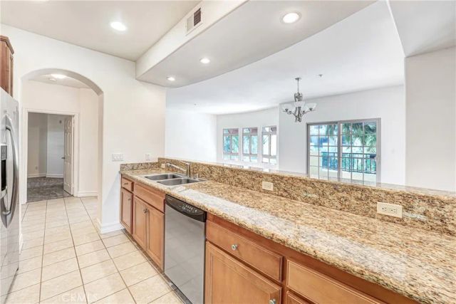 4601 Coldwater Canyon 207, Studio City, CA 91604