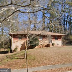 808 Plainville Circle SW, Atlanta, GA 30331