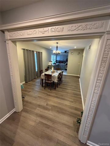 4646 Pacific Street, Detroit, MI 48204