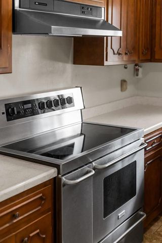 1229 E PERSHING STREET, Appleton, WI 54911