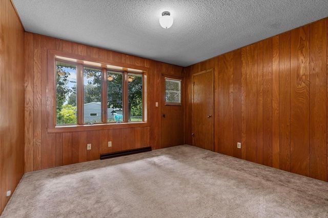 1229 E PERSHING STREET, Appleton, WI 54911