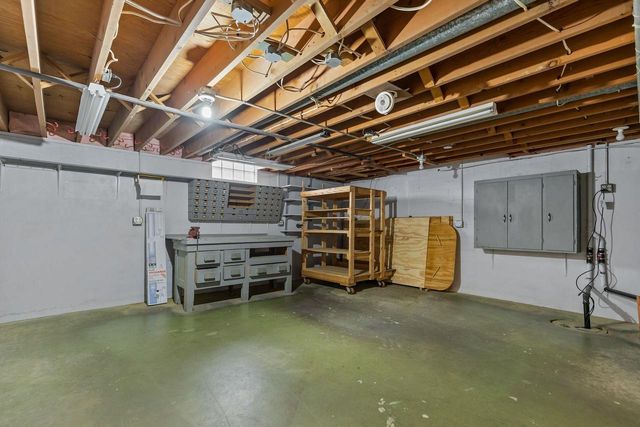 1229 E PERSHING STREET, Appleton, WI 54911