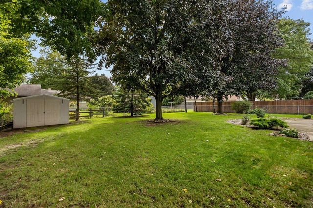 1229 E PERSHING STREET, Appleton, WI 54911