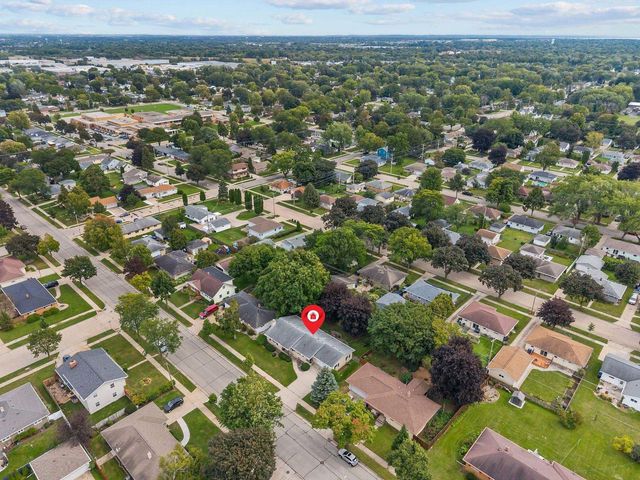 1229 E PERSHING STREET, Appleton, WI 54911