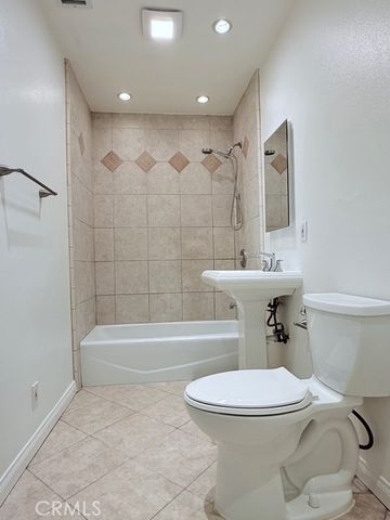 5002 N Aspan, Covina, CA 91722