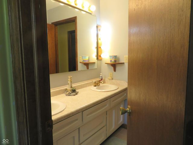 3318 Timberbrook Court, Danville, IN 46122