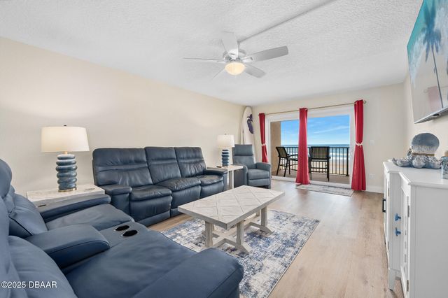3807 S Atlantic Ave Apt 203, Daytona Beach Shores, FL 32118