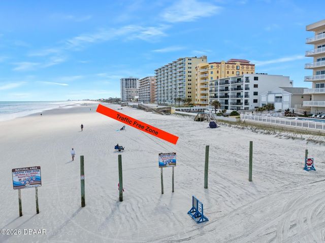 3807 S Atlantic Ave Apt 203, Daytona Beach Shores, FL 32118