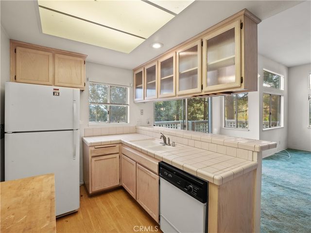 24528 Mcbean Parkway 30, Valencia, CA 91355