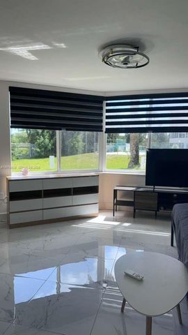 1701 NE 191st St A104, Miami, FL 33179