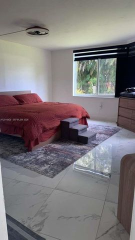 1701 NE 191st St A104, Miami, FL 33179