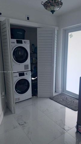 1701 NE 191st St A104, Miami, FL 33179