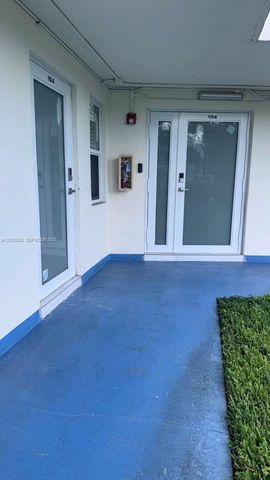 1701 NE 191st St A104, Miami, FL 33179