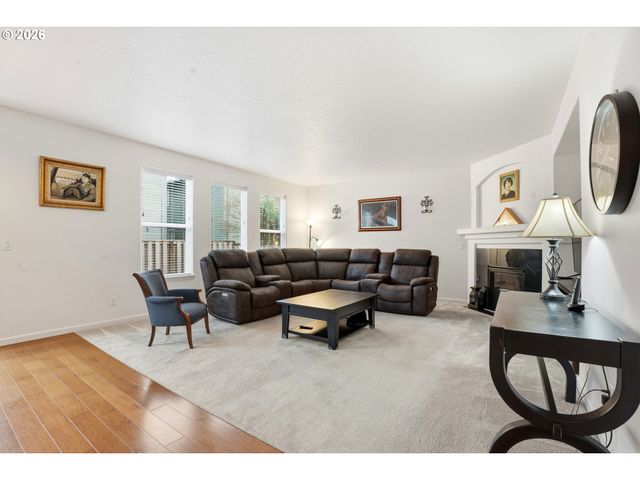 3468 Se SILVER FOX Ave, Hillsboro, OR 97123