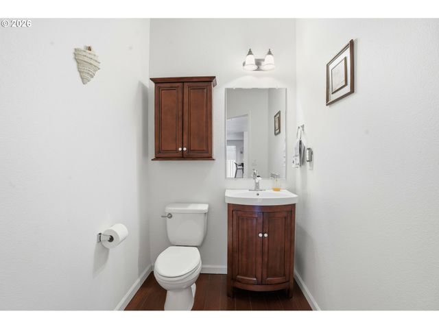 3468 Se SILVER FOX Ave, Hillsboro, OR 97123