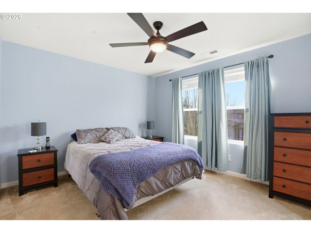 3468 Se SILVER FOX Ave, Hillsboro, OR 97123