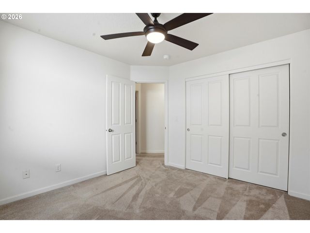 3468 Se SILVER FOX Ave, Hillsboro, OR 97123