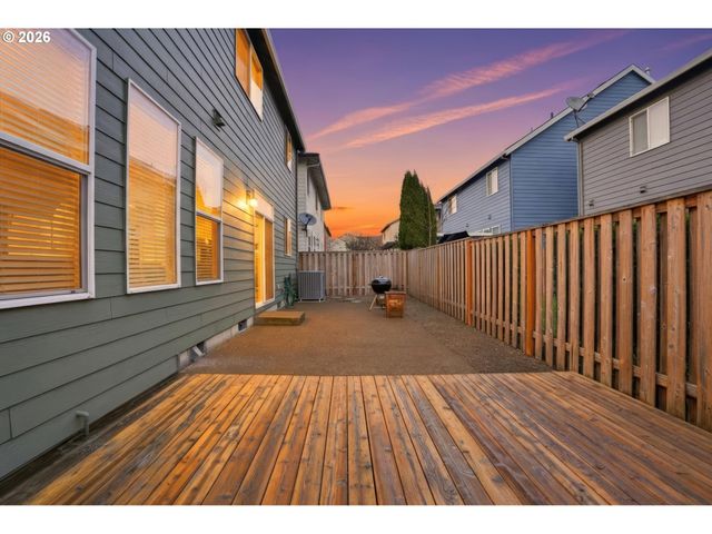 3468 Se SILVER FOX Ave, Hillsboro, OR 97123