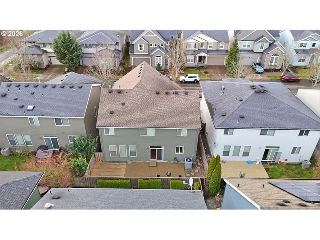 3468 Se SILVER FOX Ave, Hillsboro, OR 97123