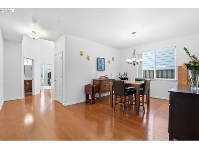 3468 Se SILVER FOX Ave, Hillsboro, OR 97123