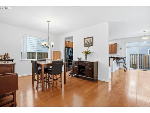 3468 Se SILVER FOX Ave, Hillsboro, OR 97123